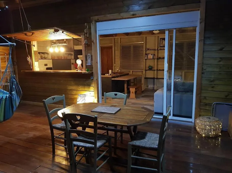 Zenalizes Bungalow Calme Et Confortable Le Moule